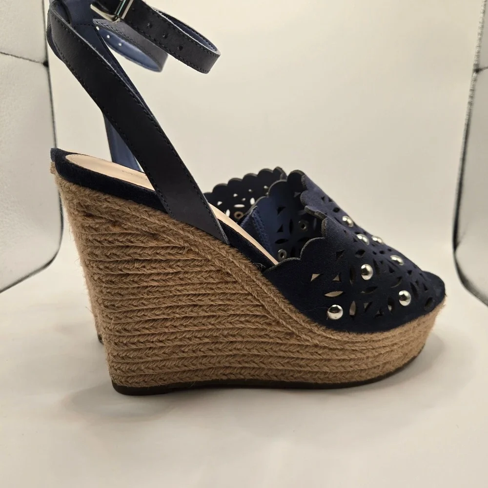 Marc Fisher Wedge Sandals Womens 7.5 Navy Blue Laser Cut Studded (S10